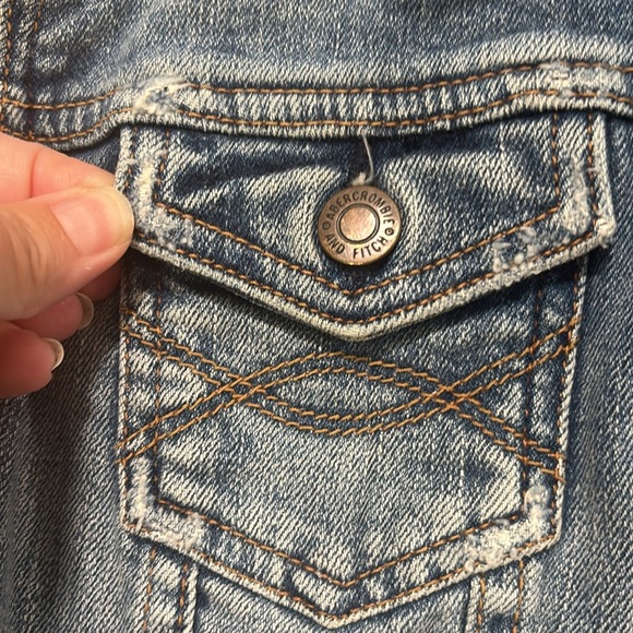 Abercrombie & Fitch Jean Trucker Jacket size M - Picture 10 of 12